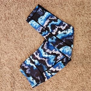 Constantly Varied workout leggings